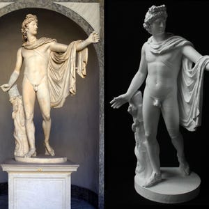 Könnte beinhalten: Eine weiße Marmorstatue eines nackten Mannes mit einem drapierten Tuch. Die Statue steht auf einem Sockel und ist mit einem ausgestreckten Arm posiert.