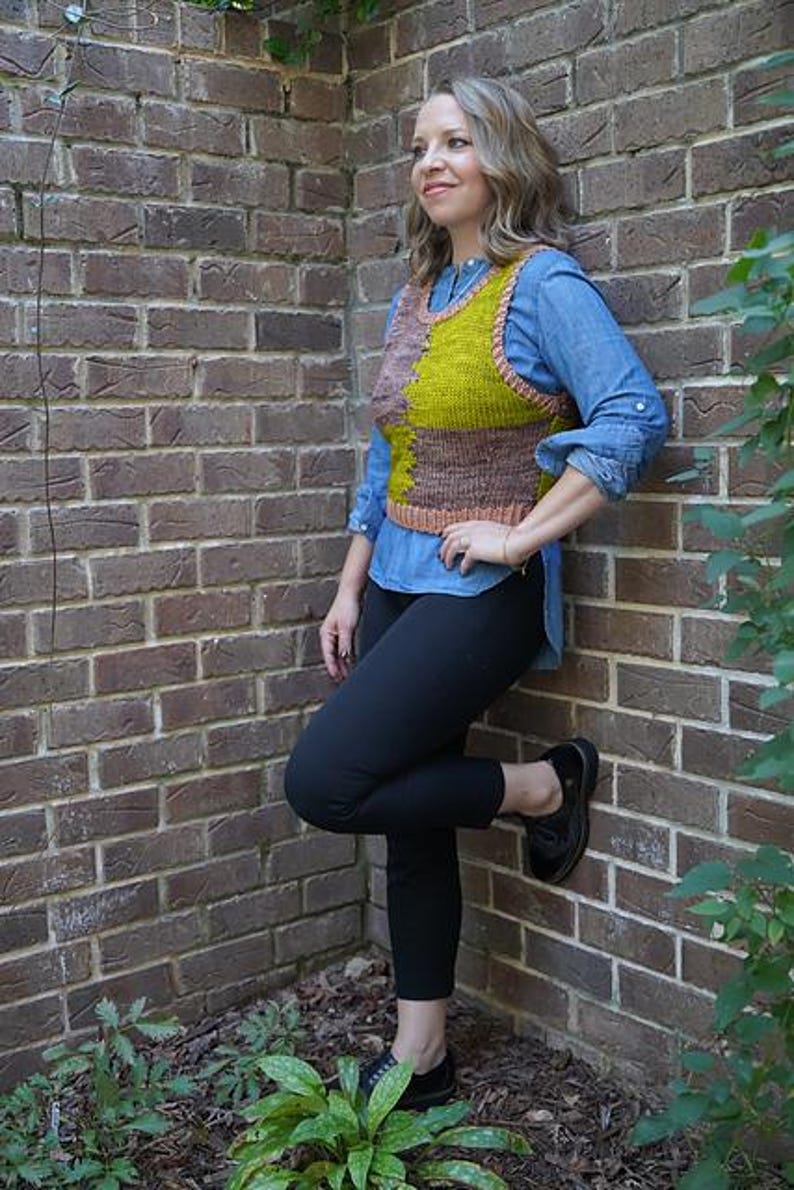 make your own Colorblock Market Vest (DIGITAL KNITTING PATTERN) for tweens, teens, adults