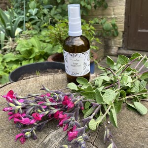 Organic Sage ( royal bumble  )hydrosol, floral water toner ,100% Pure,facial mist,sprayed bottle , free postage