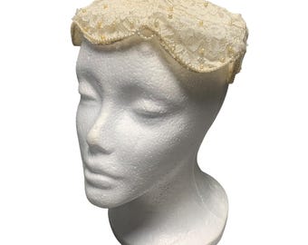Ladies Yellow and Green Paisley Hat with netting Sz 22 Vintage Ladies Yellow and Green Paisley Hat With Netting Size 22  main image 3