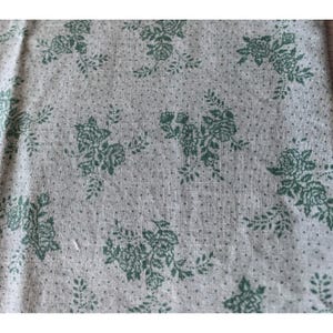 Green Floral Cotton Fat Quarter 18x22&quot; Quilting Sewing Fabric Piece