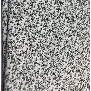 Green Floral Cotton Fabric 1/2 yard x 40&quot; Quilting Sewing Material