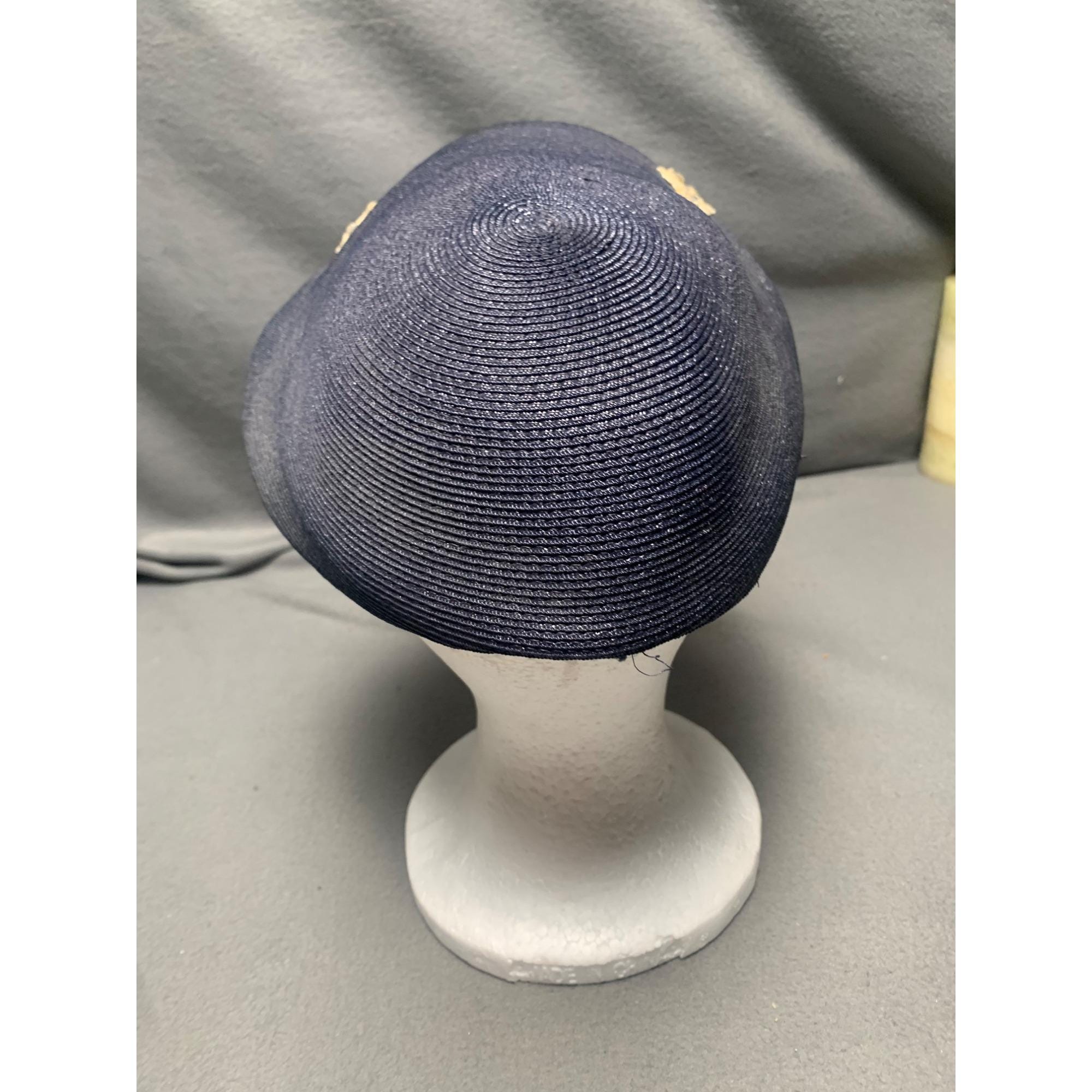 Vintage 1960s Navy Blue Velvet & Straw Hat With Gold  display picture 3