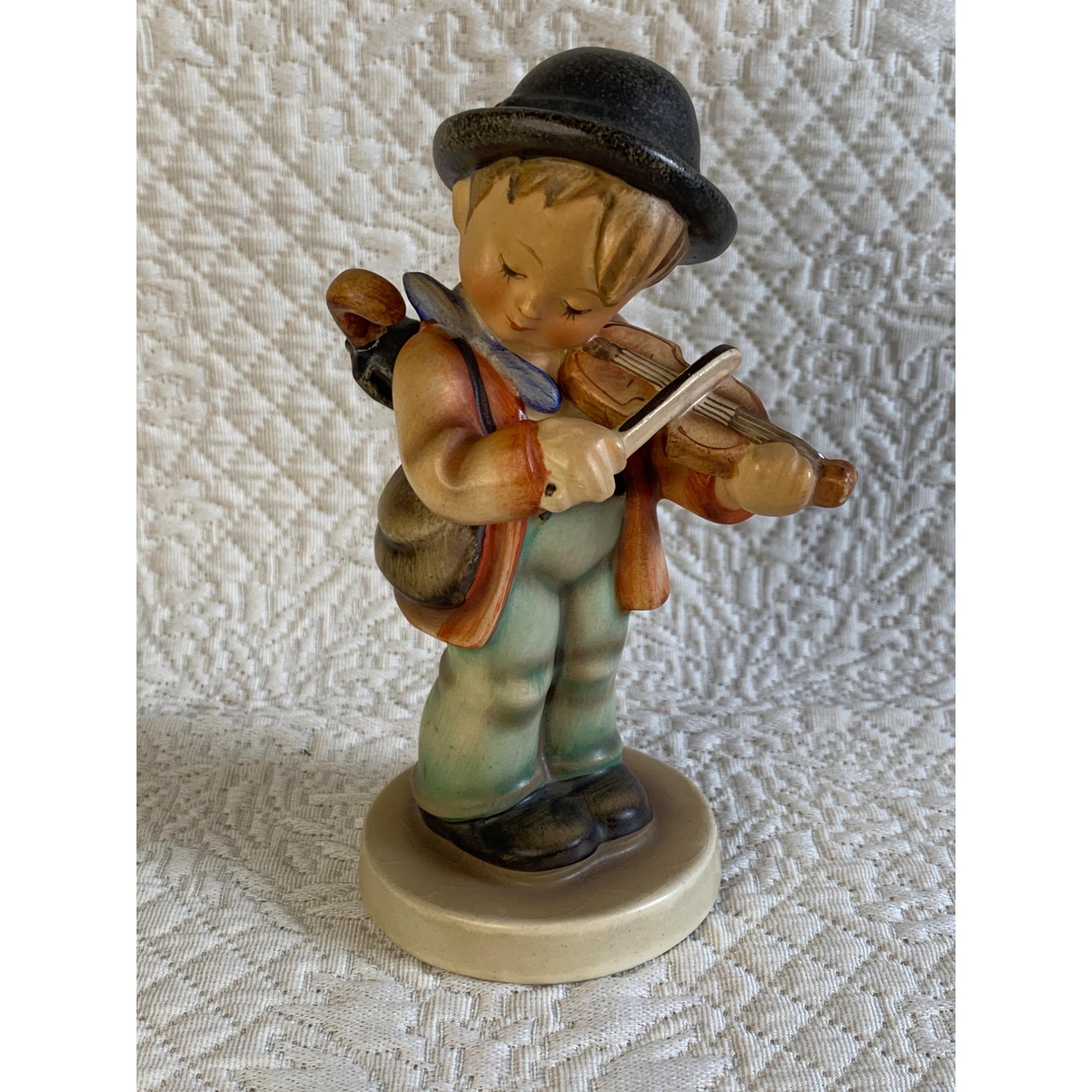 Hummel Goebel Little Fiddler 4 Figure 5.25