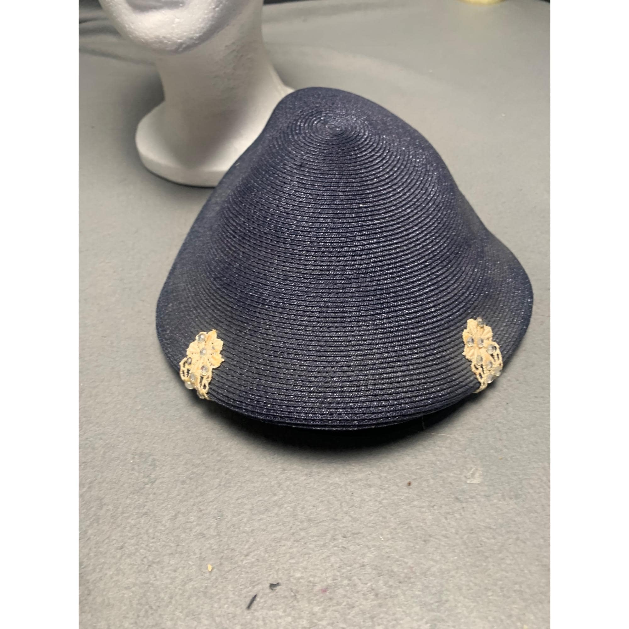 Vintage 1960s Navy Blue Velvet & Straw Hat with Gold Embellishments Adjustable Vintage 1960s Navy Blue Velvet & Straw Hat With Gold  main image 4