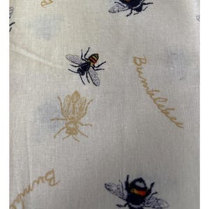Bumblebee-Themed Cotton Fabric 18"x44" Crafts Sewing & Quilting Projects