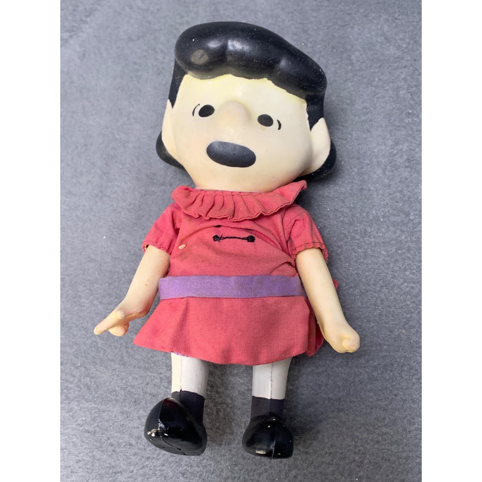 Vintage 1966 Pocket Doll Lucy Van Pelt Peanuts Plastic Doll