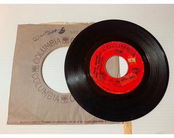 Vintage Columbia 45 RPM Vinyl Record Paul Revere The Raiders - "Let Me" & "I Dont Know" 1960s