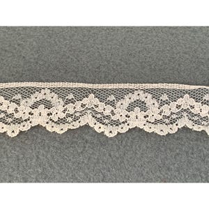 Vintage Pink Lace Trim 1 1/2&quot; wide 1 yard Trim Sewing