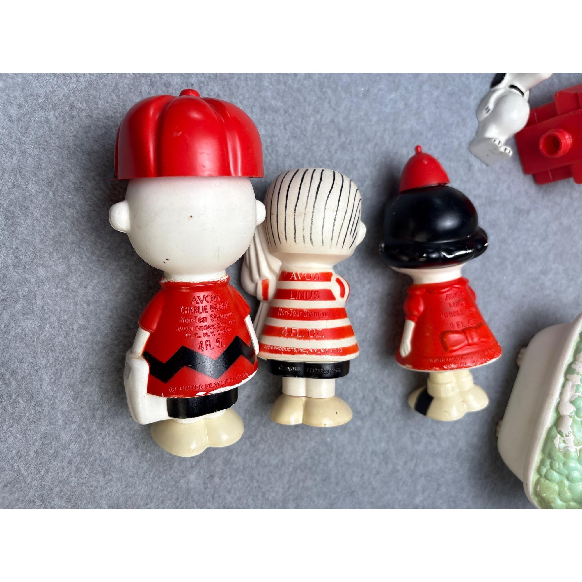 Vintage Avon Peanuts Character Bubble Bath Collectible Figures Set