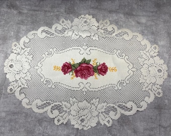Victorian-Style Lace Doilies Flowers Set 13x17"