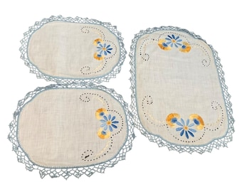 Embroidered Linen Doilies Set Blue & Yellow Floral Light Blue Crochet Edges Vtg