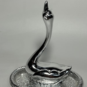 Silver Swan Ring Holder