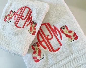 Monogrammed Staffordshire Hound Motif Towel Set