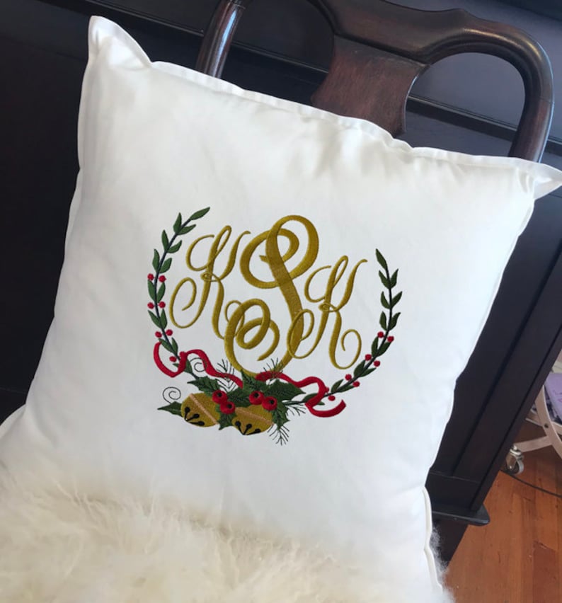 MonogramsEtcNC Wreath Toss Pillow - Thumbnail 2
