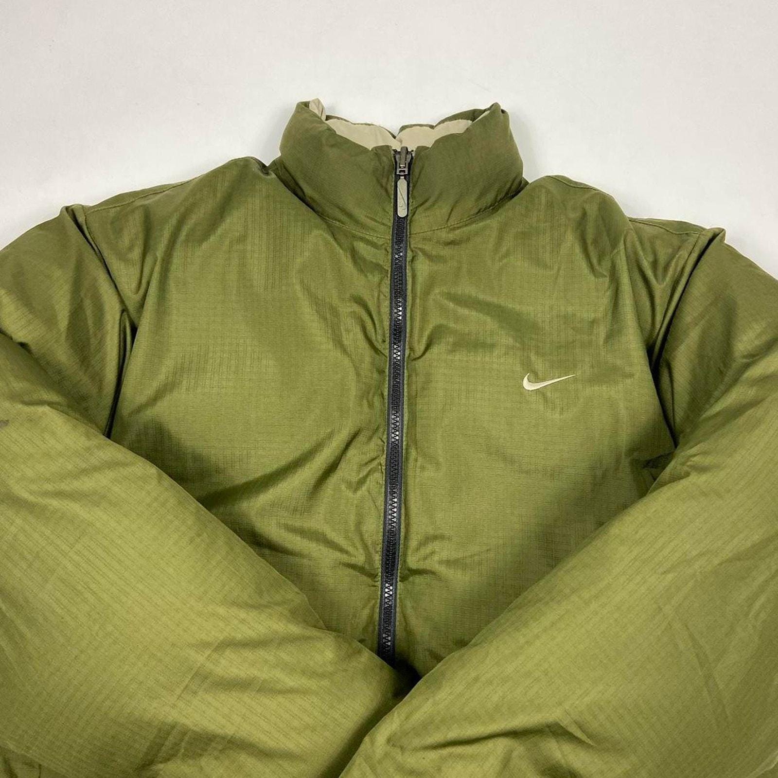 【NIKE】 Reversible Padded Jacket　D2141 NIKE Reversible Puffer Coat Vintage Black/Green 90s Swoosh