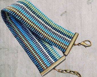 Bracelet à tisser avec perles de rocaille