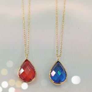 Colar com pedra de nascimento em forma de lágrima de ouro 14K: pingente minimalista de zircônia cúbica em formato de pera