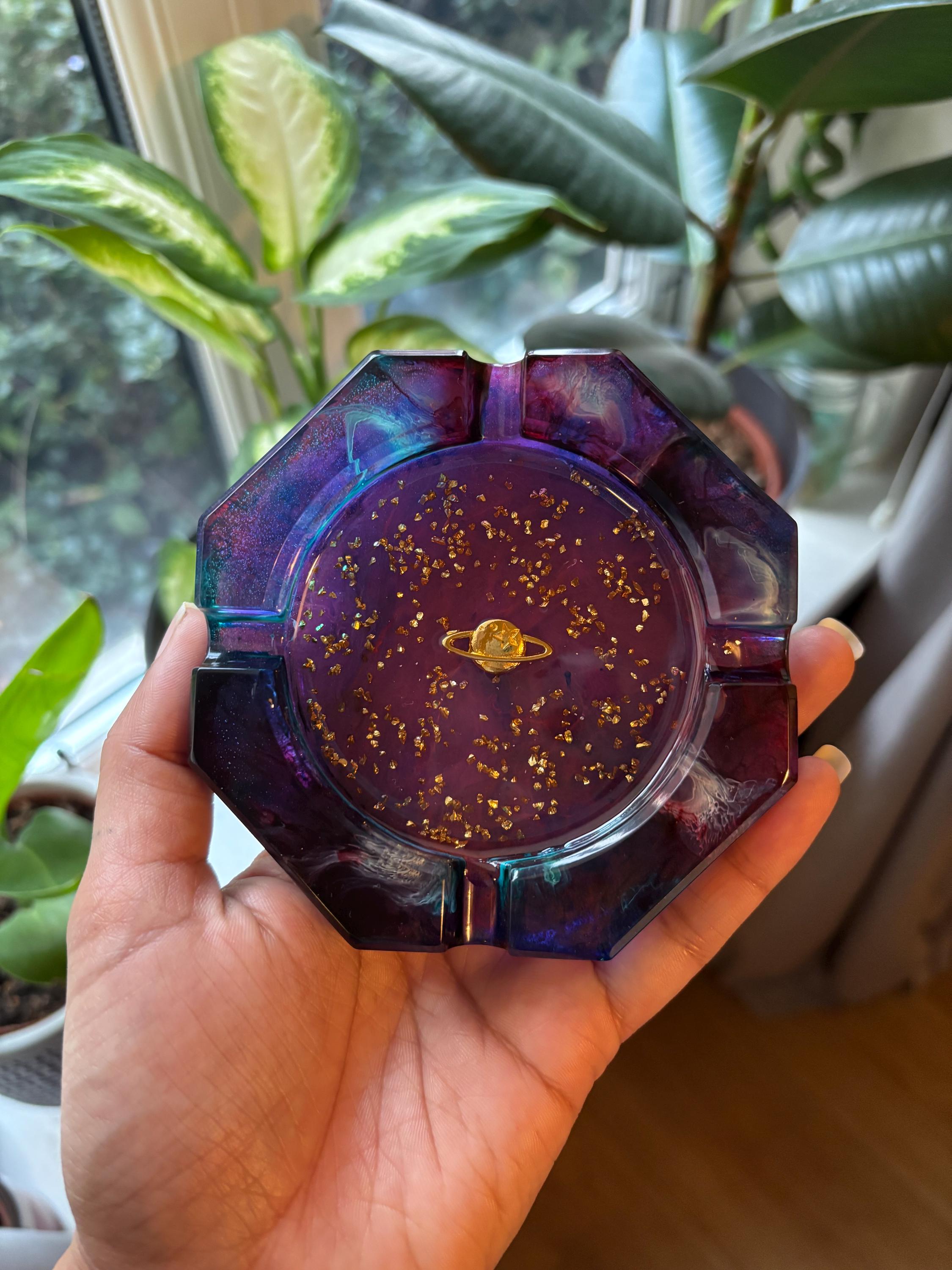 『space ashtray』 Space Ashtray - Etsy Canada