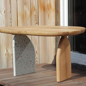 Fungi Eco Couchtisch: Eschenholz Recyclingplastik