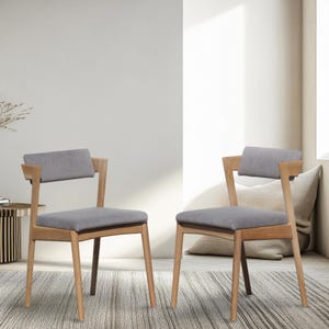 Handmade Oak Wood Chair: Minimalist Scandinavian Design
