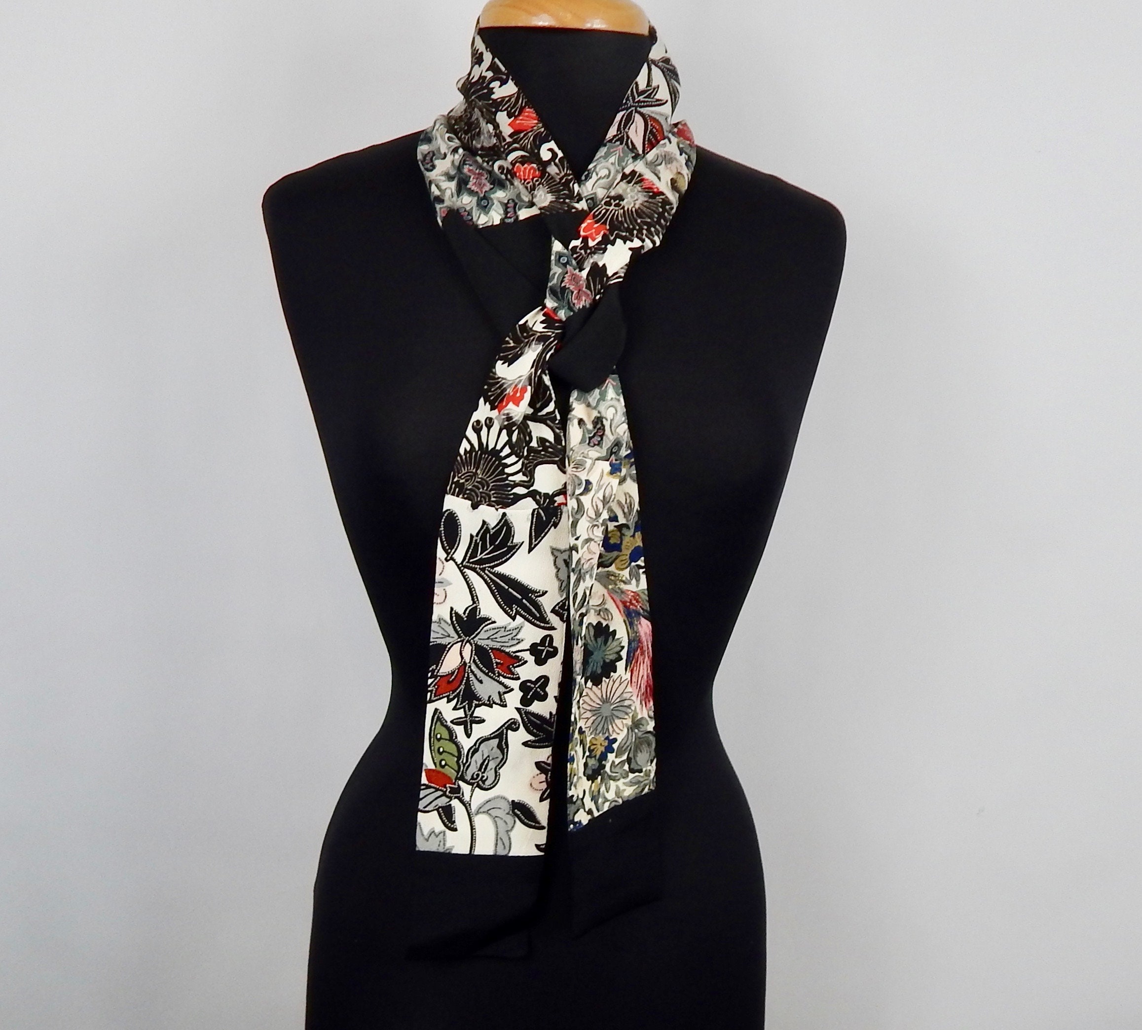 narrow scarf