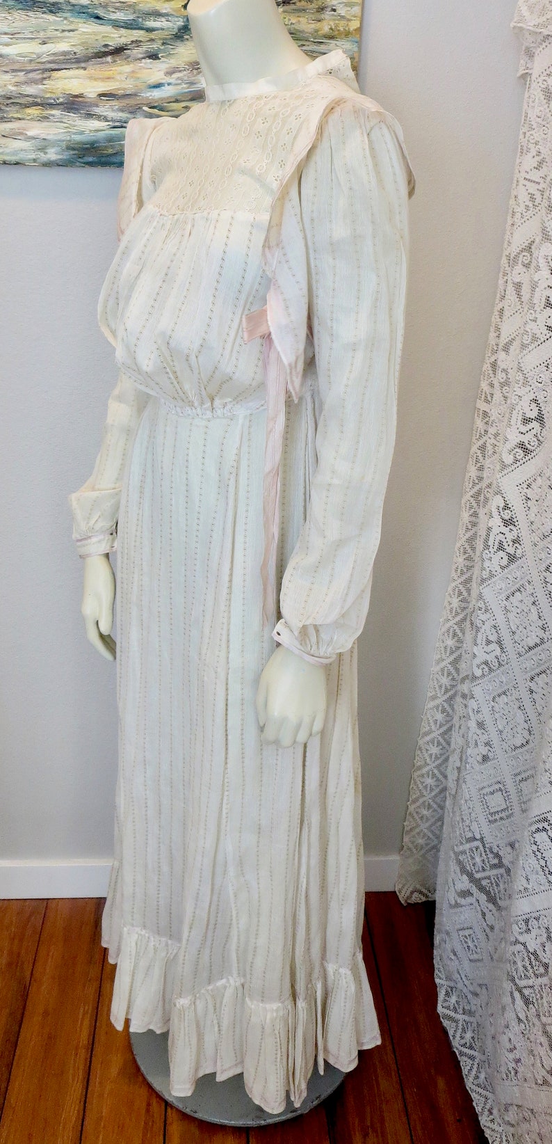 1900s Dobby Stripe Calico Dress Pigeon Breasted Lavender Ribbon Lace ...