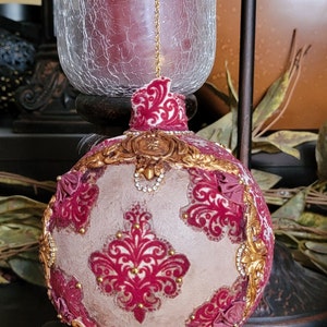 CHRISTMAS Decorative Ornament Large Oval Vintage Victorian Glitter Drk Burgandy Decoupage Gold Trim 7 High 7 Wide image 5