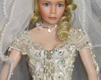 Rustie Doll "Serenity" Limited Edition 592/2000 in box W/COA Bride Doll  Measures 20 inches
