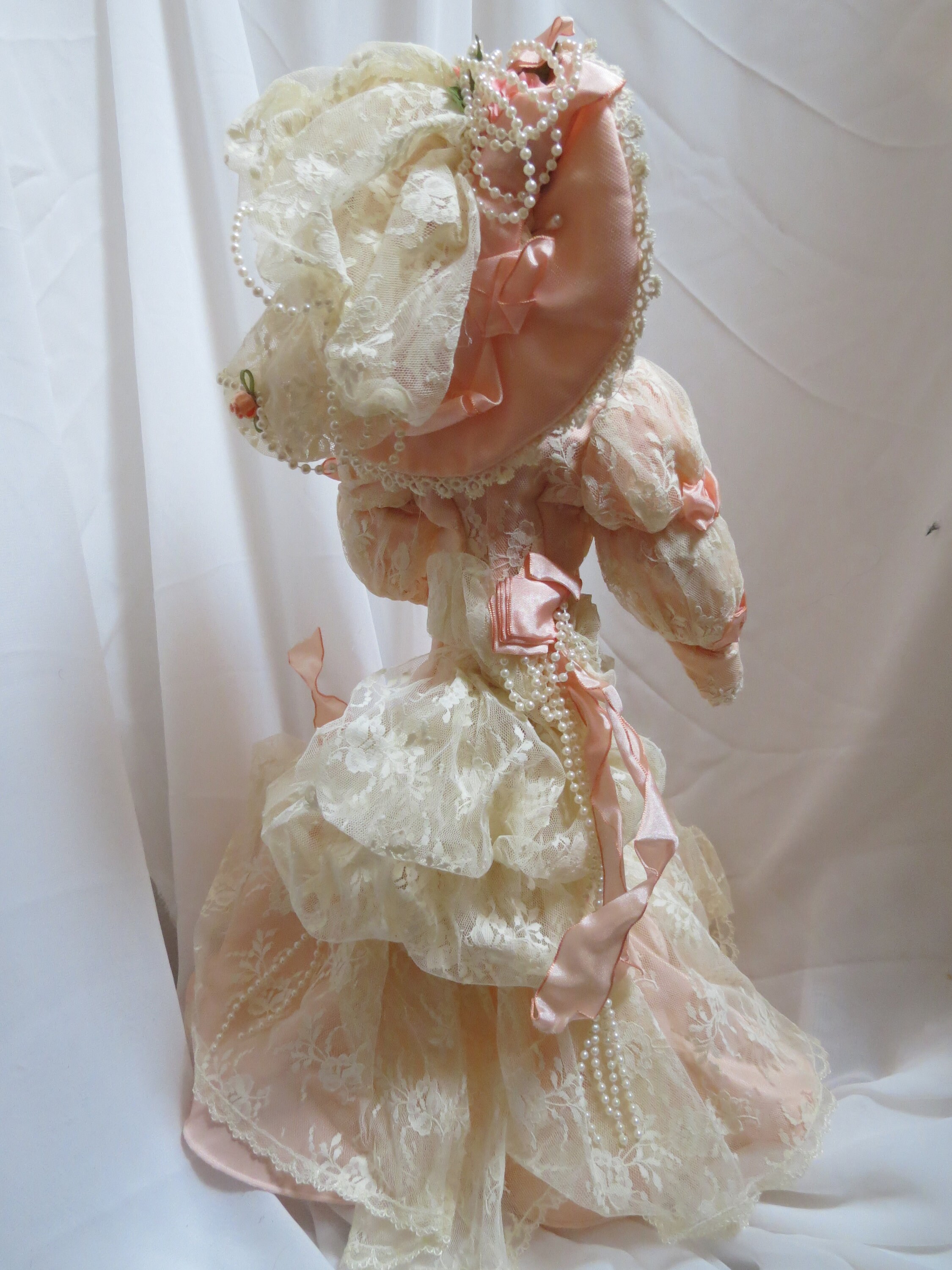 Franklin Mint - Maryse Nicole Porcelain - Porcelain 19