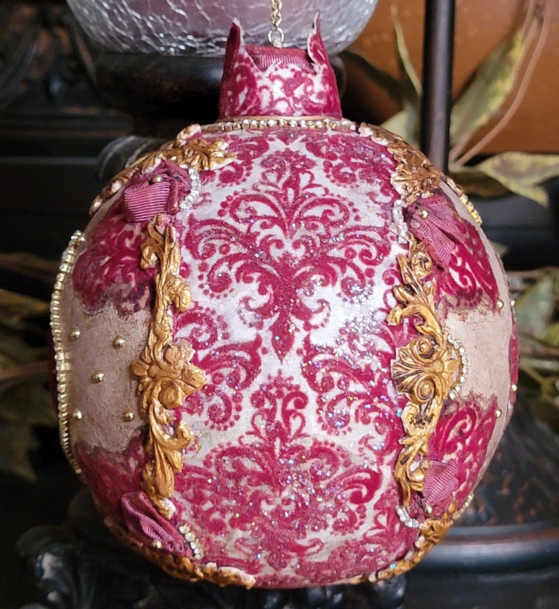 CHRISTMAS Decorative Ornament Large Oval Vintage Victorian Glitter Drk Burgandy Decoupage Gold Trim 7 High 7 Wide image 3