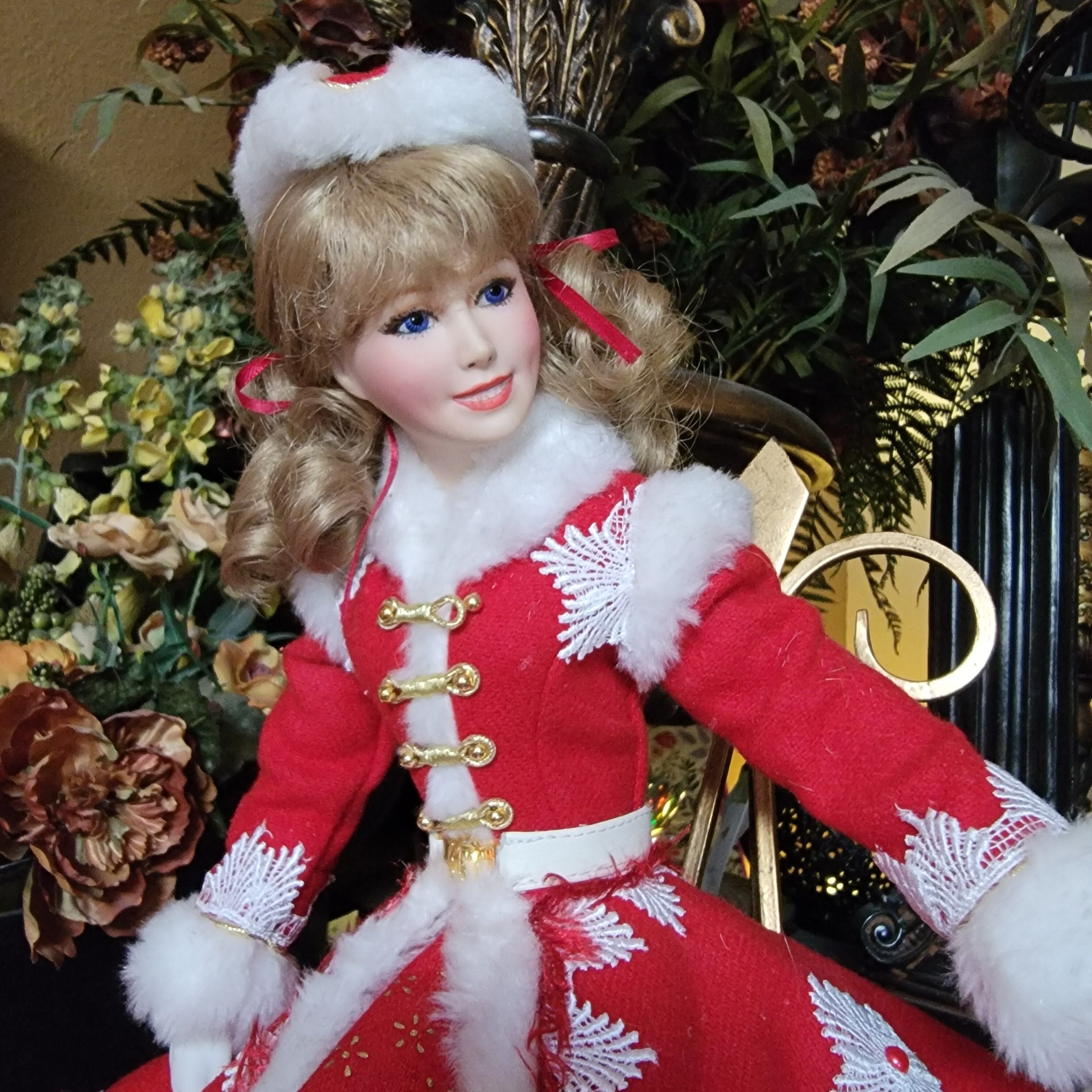 Franklin Mint Heirloom Holly Christmas Porcelain Doll