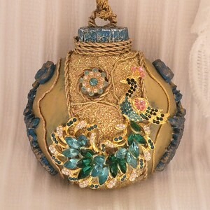 CHRISTMAS Decorative Ornament - Medium 3&quot; - Turquoise Peacock.- Glitter gold