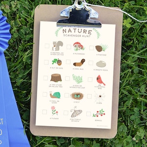 kids nature scavenger hunt game, hiking game, camping, kid's party game
