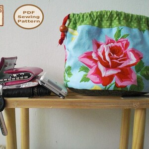 Easy Beginner Drawstring Pouch Bag Sewing Pattern And Tutorial Perfect Size Reversible Lunchtime Pouch image 4