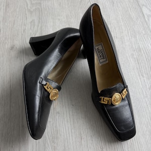 gold versace dress shoes Versace Gold-tone slip on - Gold