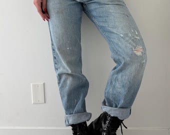 Vintage Levi's distressed jeans / 30 x 30 / blue wash distressed jeans / Refular fit