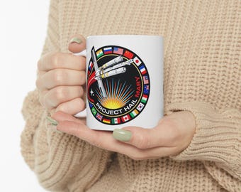Mok met patch van de ruimtependel | Internationale vlaggen, missie-embleem keramische mok