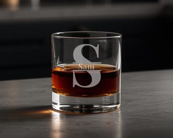 Vaso de whisky personalizado con monograma grabado para padrinos de boda, con nombre y fecha. Regalos para la fiesta de bodas, regalo para el padrino principal, regalos para proponerle a un padrino de boda que sea su padrino.
