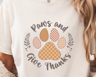 T-shirt Les pattes et remerciements, T-shirt pour amoureux des chiens pour Thanksgiving, T-shirt graphique à imprimé pattes d'automne, cadeau mignon pour amoureux des animaux de compagnie, T-shirt unisexe automne