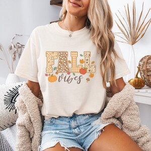 Cozy Season Comfort Colors® Shirt, Fall Vibes Pumpkin Season Retro Autumn T-Shirt