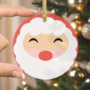 Ornamento natalizio colorato di Babbo Natale in acrilico, grazioso ornamento infrangibile e resistente, regalo per familiari e amici, regalo di Natale