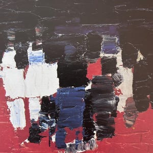 Può includere: Dipinto astratto con una tecnica materica strutturata. L'opera presenta un'audace tavolozza di colori rosso, nero, bianco e blu. La composizione è divisa in sezioni con spessi colpi di pennello, creando un effetto visivo dinamico.