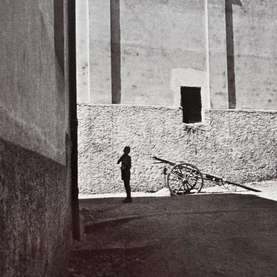 Henri Cartier-bresson | Salerno Italy 1933 | Black and White