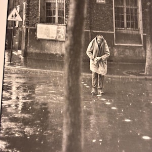 Henri Cartier-Bresson | Alberto Giacometti, 1961 | Schwarz und Weiß | Vintage Publizierte Lithographie | Bereit zum Rahmen | Wandkunst