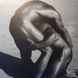 Herb Ritts Duo Male Embrace moderne Fotografie Schwarzweiß Kunst Geschenk Großdruck Bob Paris und Rob Jackson Bodybuilder