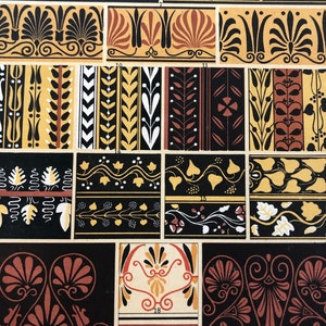 Op de afbeelding: Een vintage illustratie van Griekse sleutelpatronen en bloemmotieven. De patronen zijn in zwart, wit, rood, geel en bruin. De illustratie is afkomstig uit een boek en bevat de paginanummers 10, 11, 14, 15, 16 en 18.