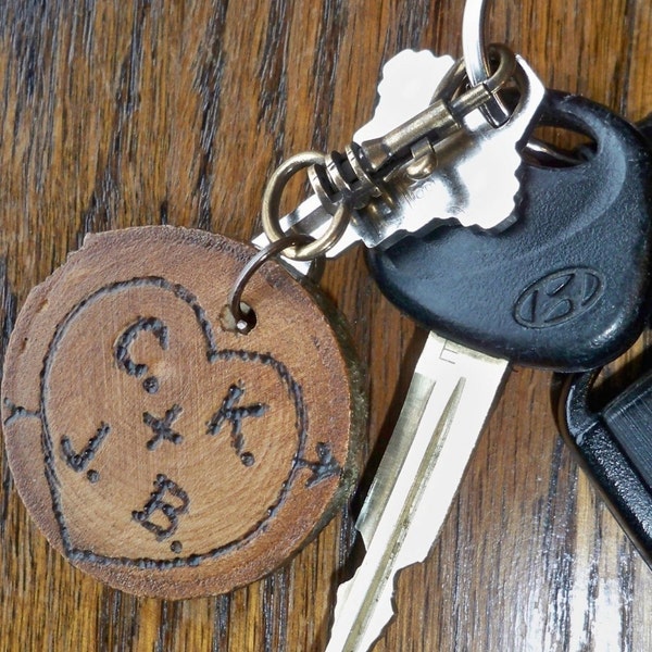 Personalized Valentine rustic keychain, gift for him, fifth anniversary, love tree carving, wedding gift
