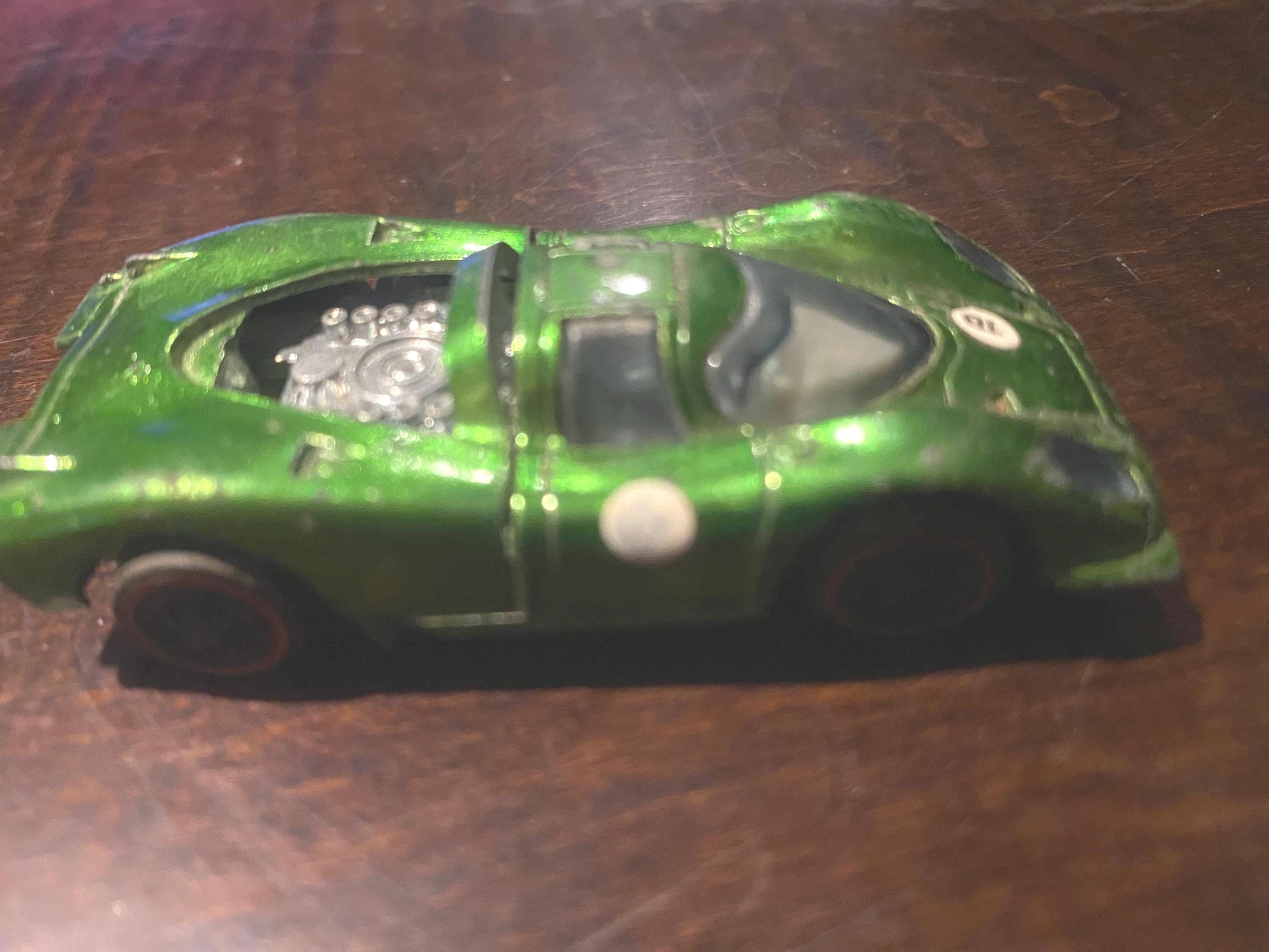 ホットウィール ローラ GT70 1969 スペクトラフレイム レッドライン 