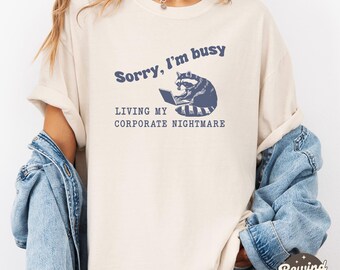 Camiseta Living Corporate Nightmare, camiseta vintage con mapache, camiseta Funny Comfort Colors®, Less Trash Can't, camiseta vintage con mapache, camisetas retro